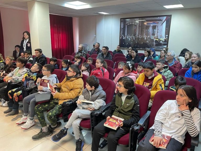 Çiğli’de izcilik eğitim programı başladı