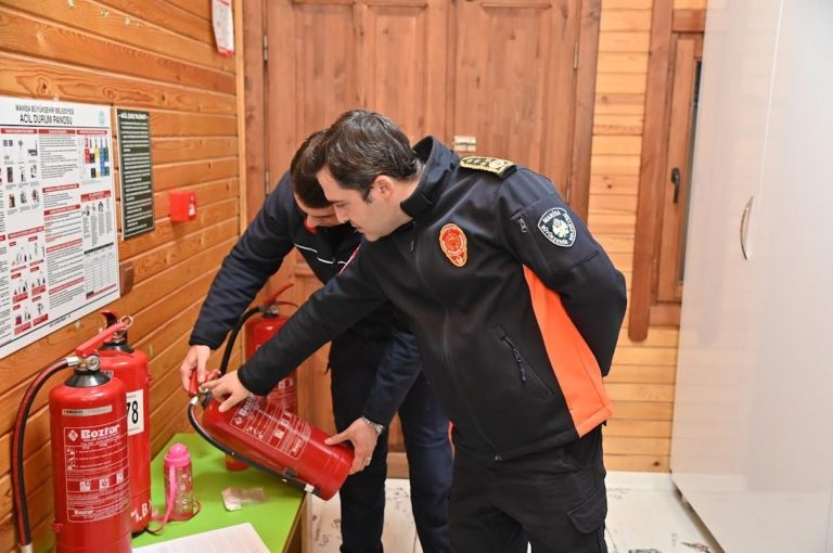 Manisa Büyükşehir İtfaiyesi’nden yangın eğitim