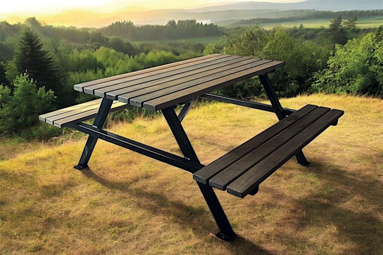 Kırıkkale Belediyesi kameriye, piknik masası ve bank satın alacak