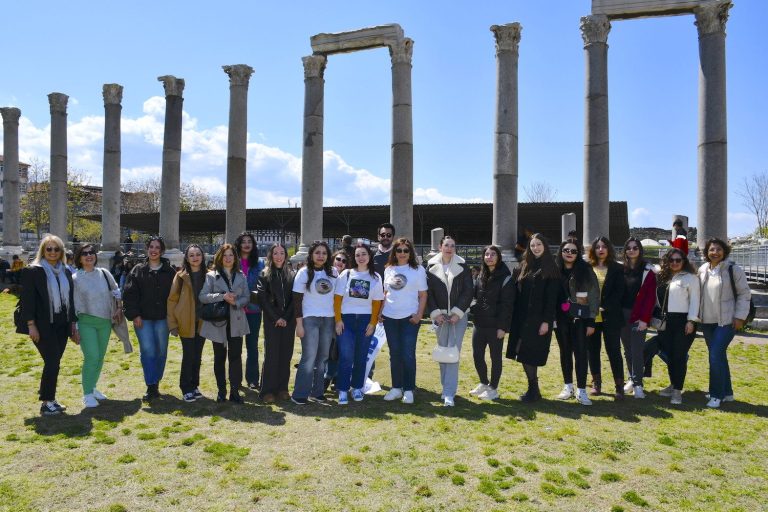 USKD’nin kadın istihdamı projesi Agora’dan başladı
