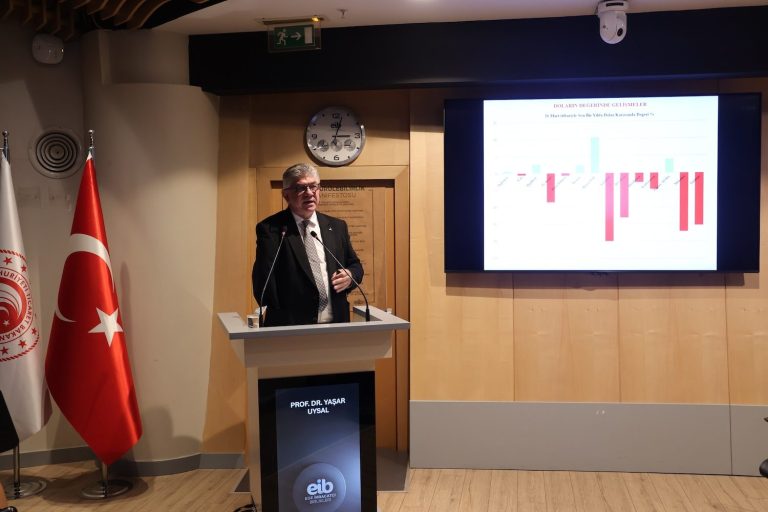 Prof. Dr. Uysal: Öngörülemez bir dönemdeyiz