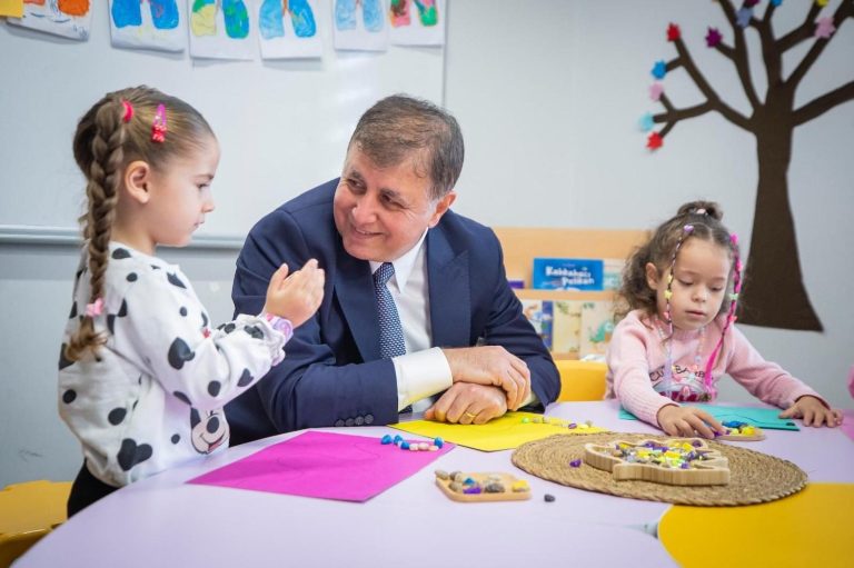 İzmir’e üç yeni yuva daha geliyor