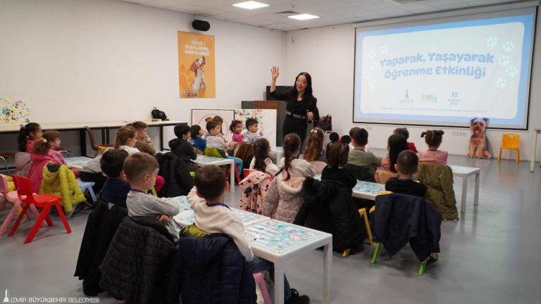 Çocuklar hayatı ve meslekleri deneyimleyerek öğreniyor
