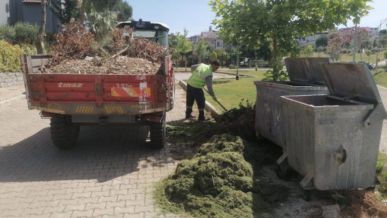 Güzelbahçe Belediyesi’nden yaz temizliği