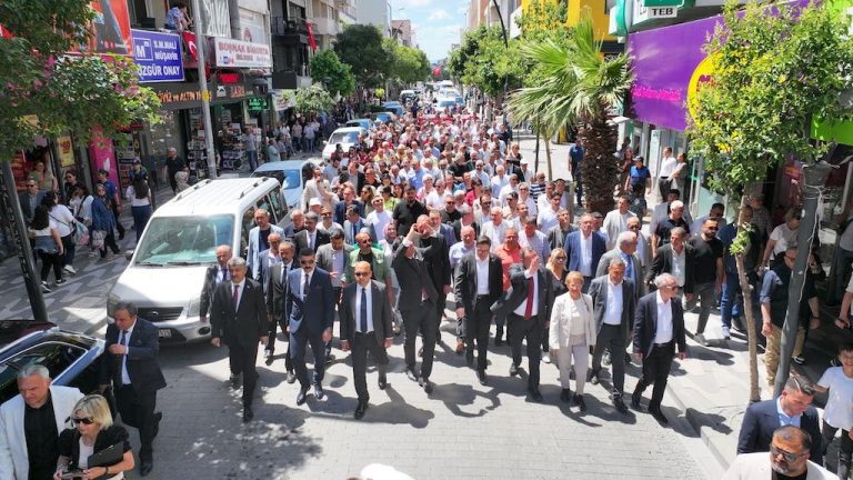 Akhisar’da Çağlak Festivali Coşkusu
