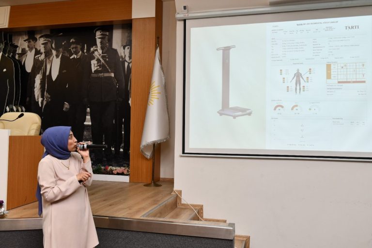 Çiğli Belediyesi’nden kadınlara sağlıklı yaşam paneli