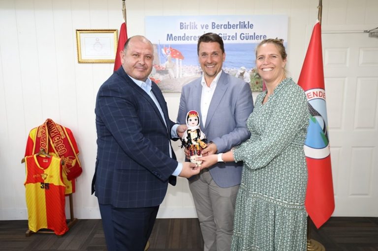 Menderes’e kardeş belediye ziyareti
