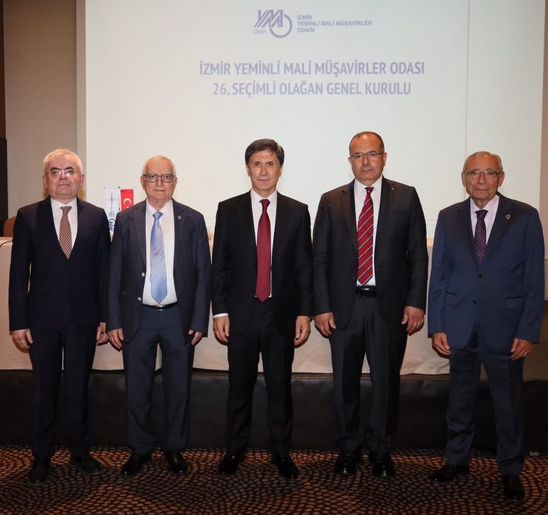 İzmir YMMO’da Yaşar Zengin, güven tazeledi