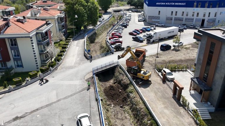 Körfez temizliğinde iş makinesi sayısı 41’e çıktı