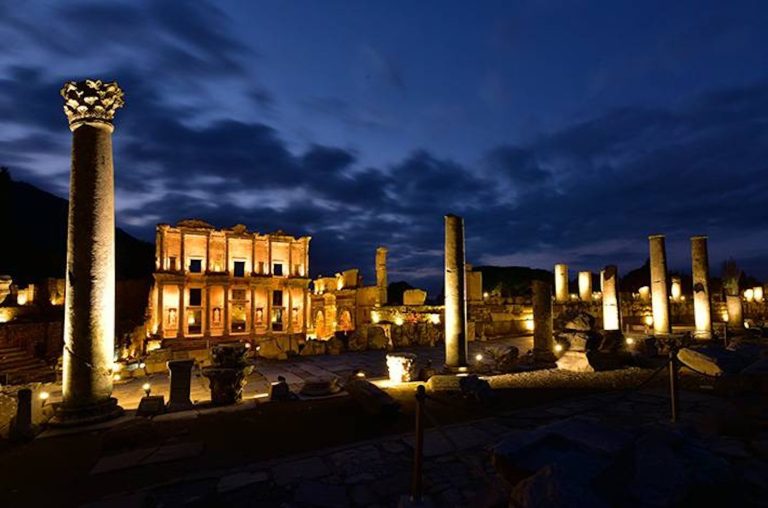 İzmir’in kültür sanat haritası