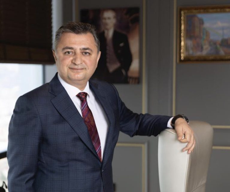 UİB’ten nisanda 3,2 milyar dolar ihracat