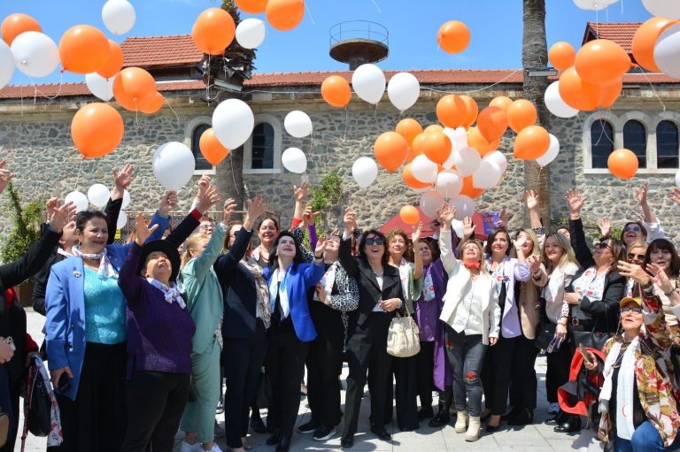 Şiddete karşı ‘birlikte güçlüyüz!’