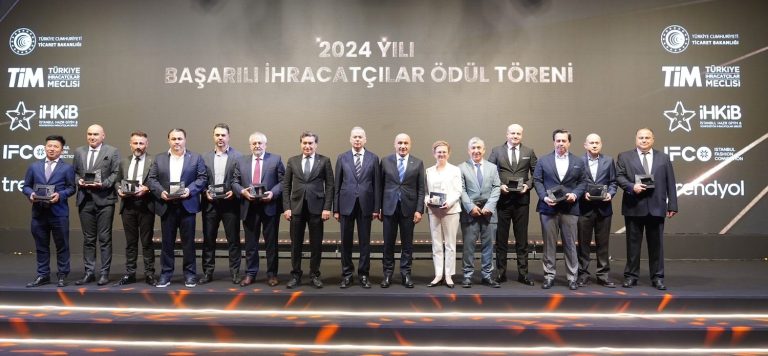 Hazır giyimde ihracatın şampiyonları ödüllendirildi