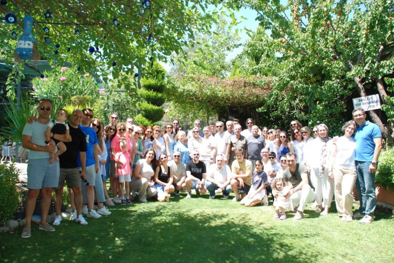 EMD İzmir Şubesi, Nazarköy’de “Yaza Merhaba” dedi