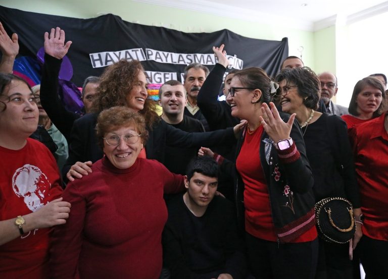 Karşıyaka’dan engellilik gerçeğine ayna tutan rapor