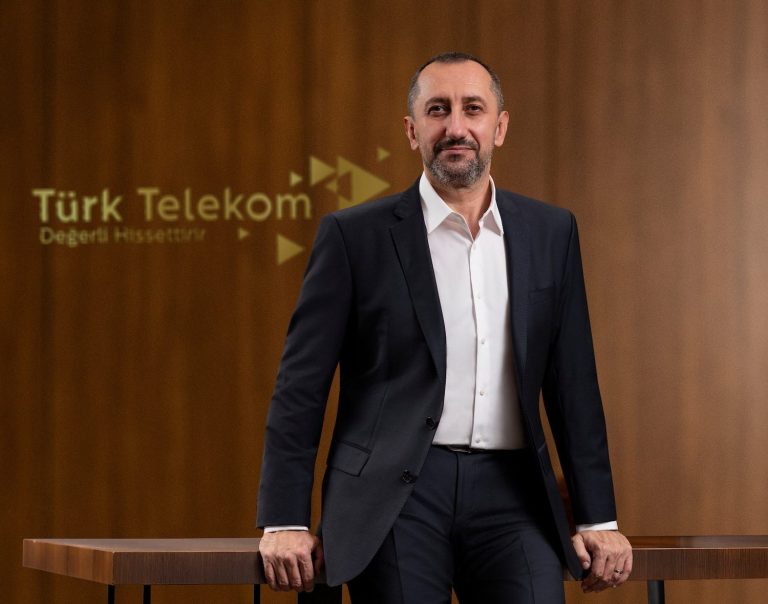 Türk Telekom, 81 ile aynı anda fiber hizmet sağlıyor