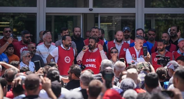 İzmir’de grev bitti! Cemil Tugay’ın son teklifi kabul edildi