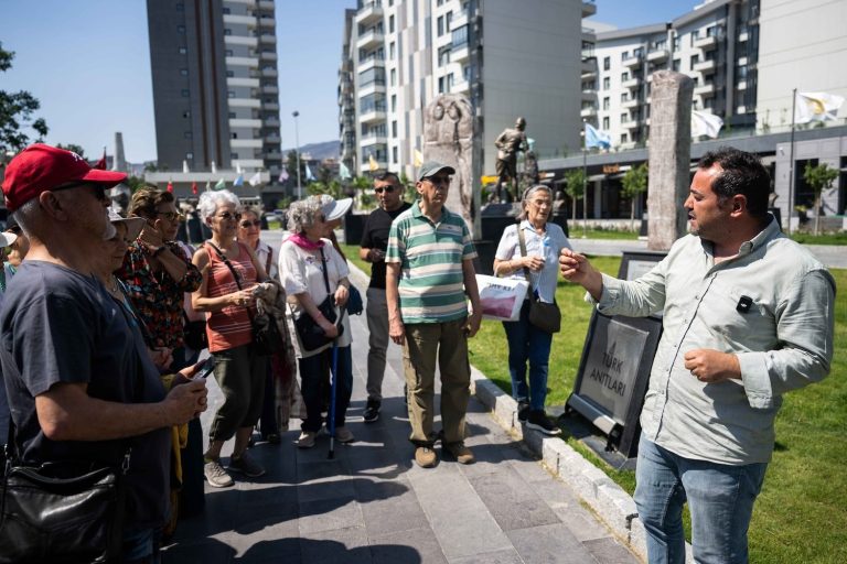 Bornova’da çınarlar için tarih ve doğa gezisi