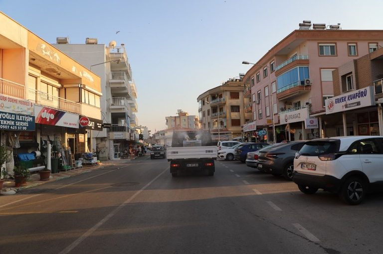 Menderes’te ilaçlama seferberliği