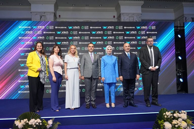 Kız öğrenciler ‘yapay zekâ’ farkındalığı ile güçlenecek