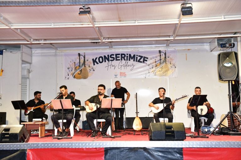 Çiğli’de müzik ve tiyatro mahallelere taşınıyor