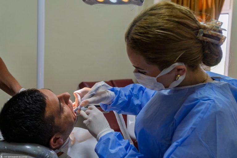 Eşrefpaşa Hastanesi’nde diş tedavisi kolay ve erişilebilir