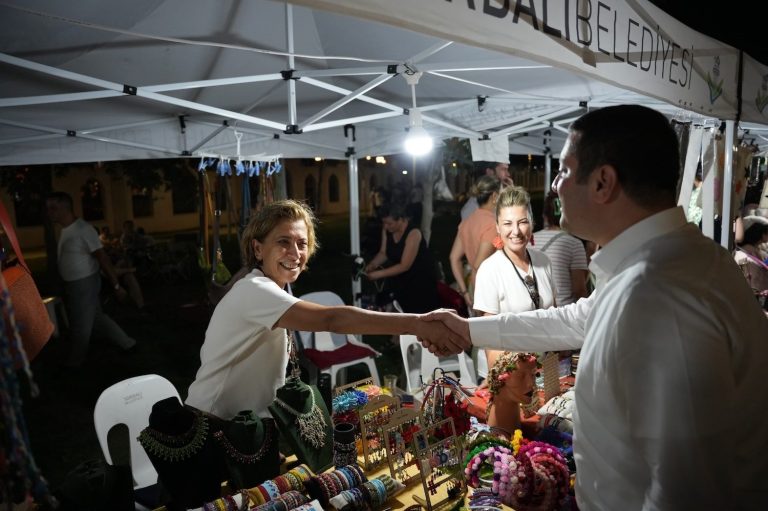 Torbalı’da Gece Pazarı başladı
