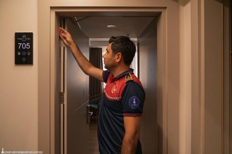 Büyükşehir’den güvenli İzmir için sıkı denetim