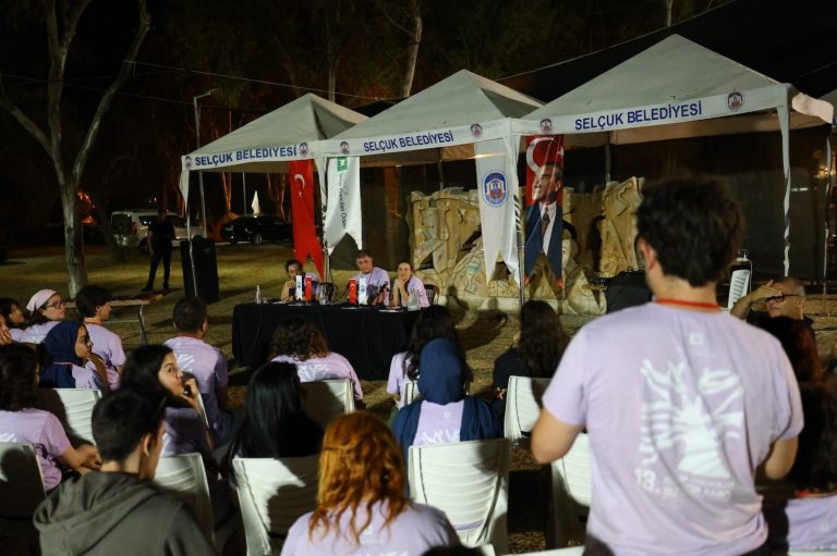 Başkan Sengel: Karınca misali suyutaşıdığımız yeri biliyoruz