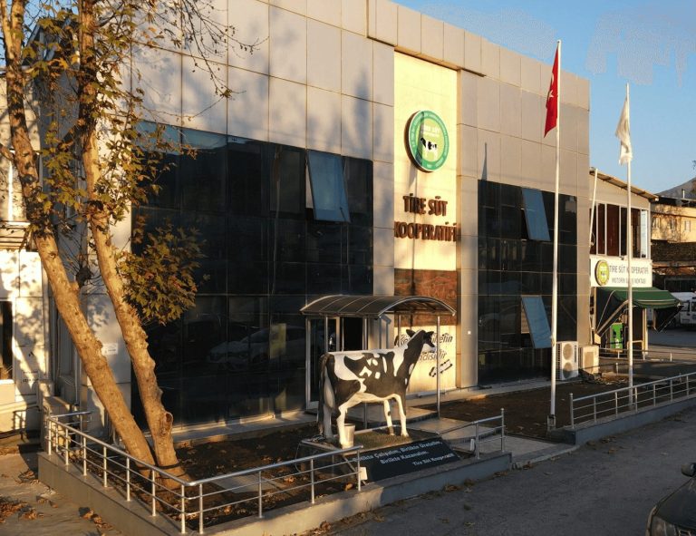 Tire Süt Kooperatifi’nden yangın için yardım kampanyası