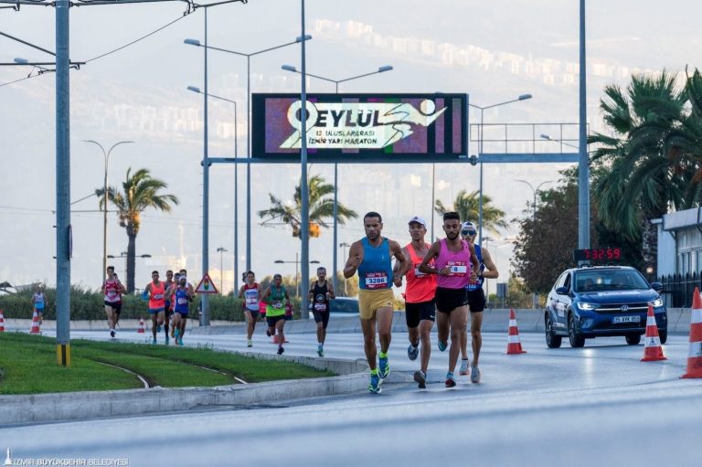 ‘9 Eylül Yarı Maratonu’ için kayıt zamanı