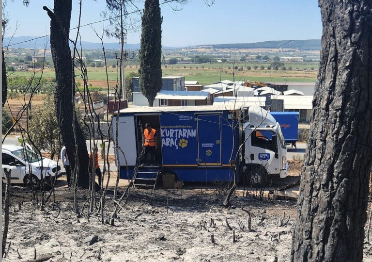 ‘Kurtaran Araç’ can dostlara nefes oldu
