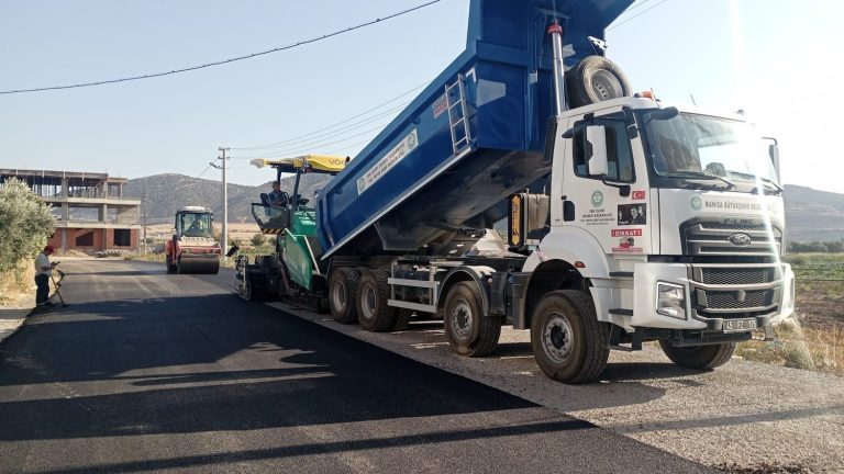 Manisa’dan 13 bin ton asfalt, 55 kilometre sathi kaplama