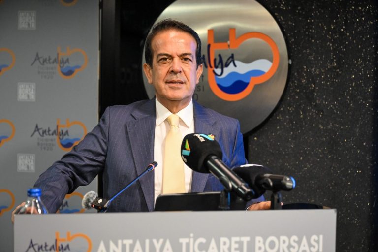 Antalya Ticaret Borsası ağustos meclisi toplandı