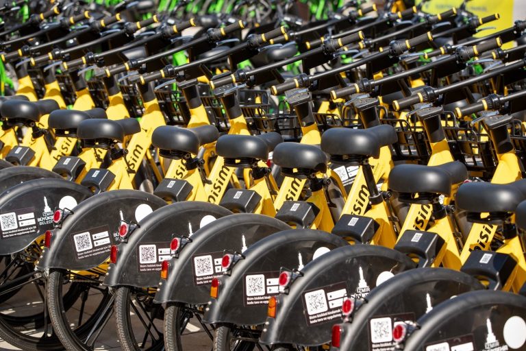 İzmir’de pedallar geleceğe dönecek