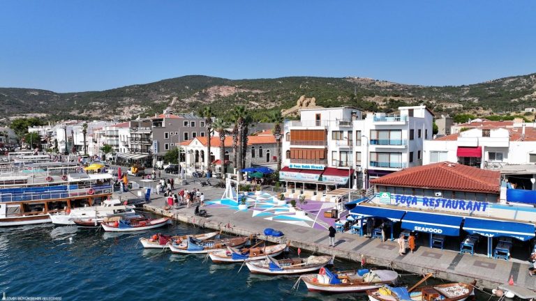 İzBB’den Foça’ya kamusal dokunuş