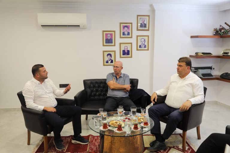 Seferihisar, belediye ile esnaf arasındaki iş birliği için toplandı