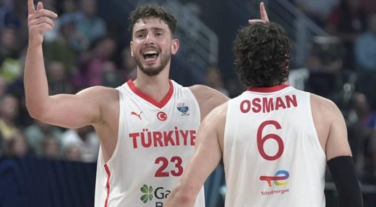 12 Dev Adam EuroBasket’te finale çıktı