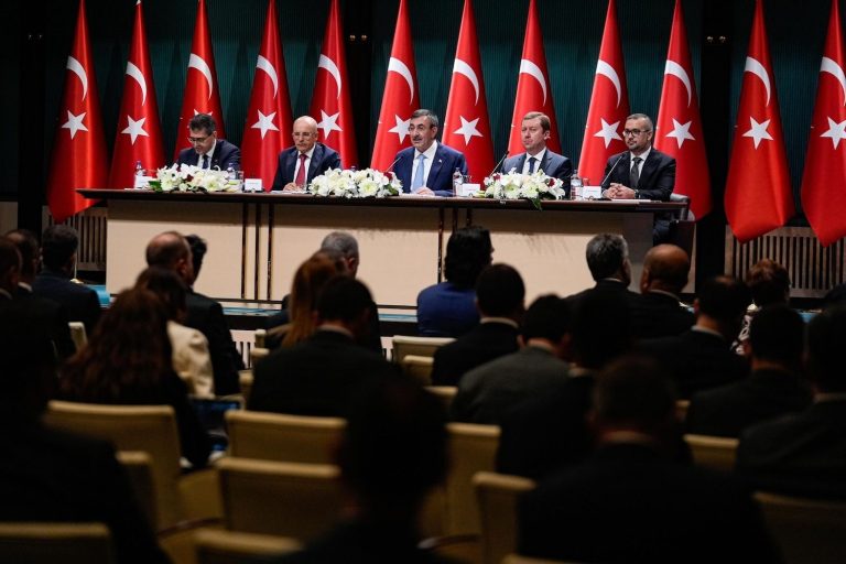 Sanayiciler, yeni orta vadeli programı yorumladı