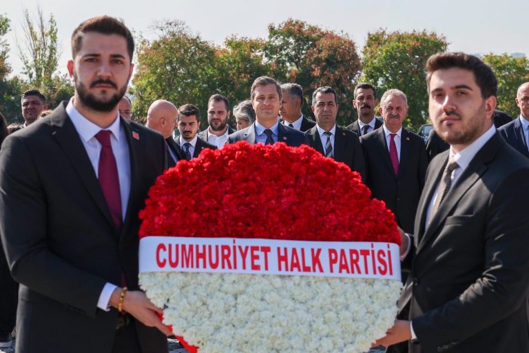Cumhuriyet Halk Partisi 102 yaşında