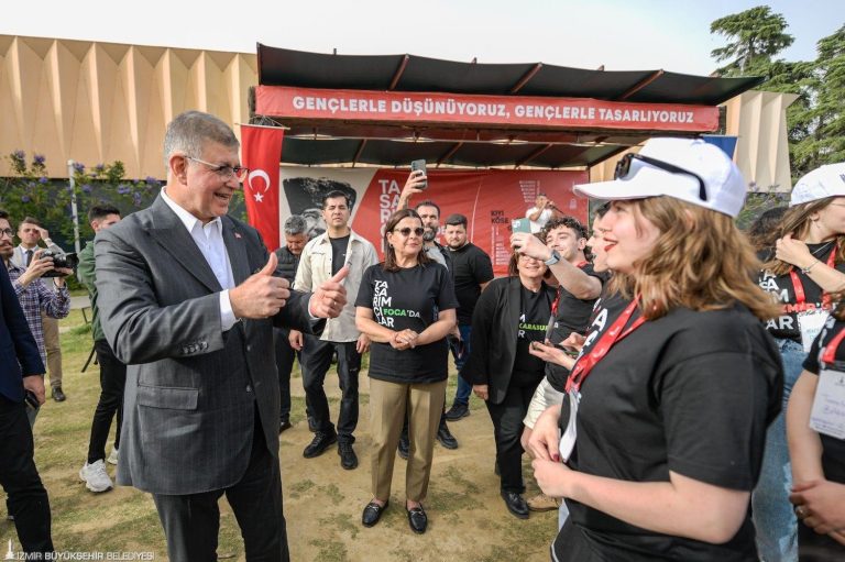 Öğrenciler ‘Dijital Kart’ ile toplu ulaşımdan yararlanabilecek