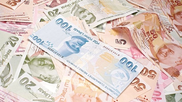 DİSK-AR: Asgari ücret, enflasyon karşısında %26,5 değer kaybetti