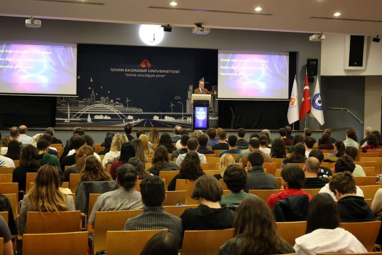 “Hayal kurun, fikirlerinizin peşinden koşun”