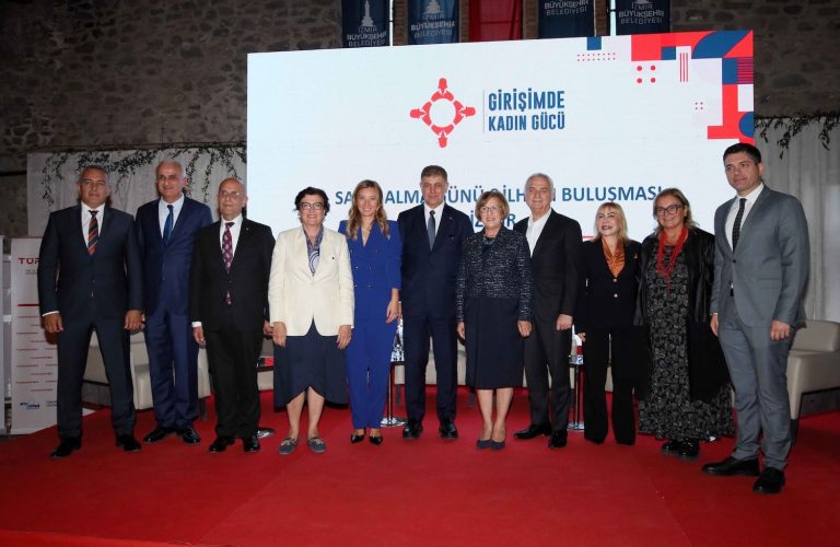 “İzmir, kadın girişimcilere uygun ortam sağlıyor”