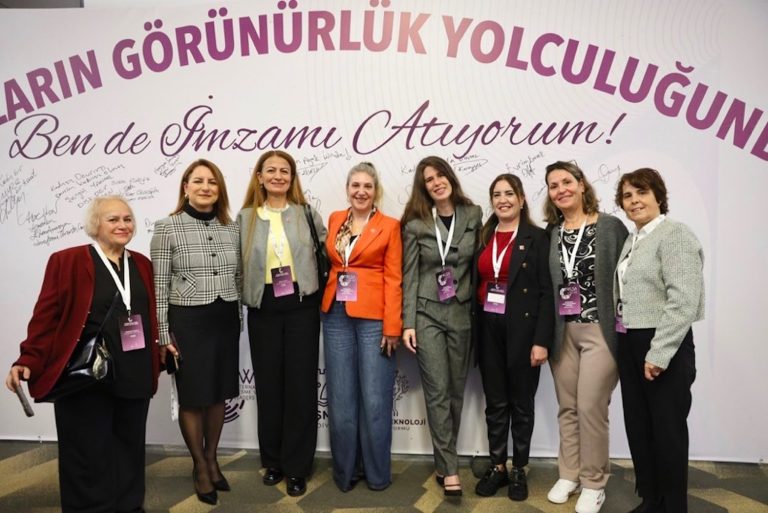 Uluslararası Çeşme Kadın Liderler Zirvesi başladı