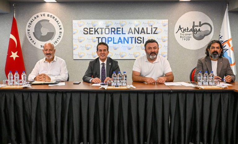 Çiçekte maliyetler yükseldi, fiyat düştü, pazar daraldı