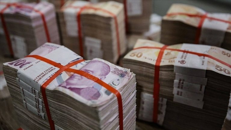 Bütçe açığı 214,5 milyar TL olarak açıklandı