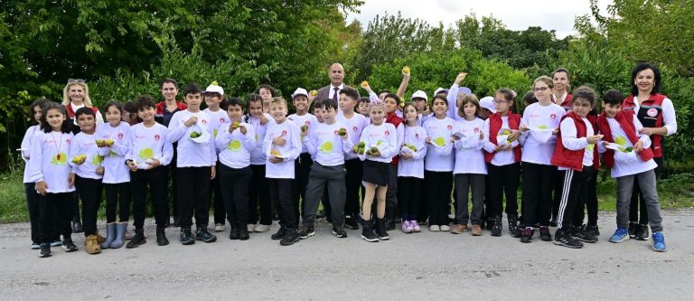 Çocuklar “kooperatifçiliği” öğreniyor