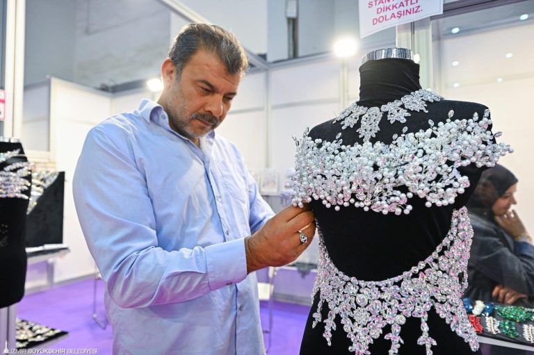 İzBB ev sahipliğinde Fashion Prime 2026 trendleri podyumda