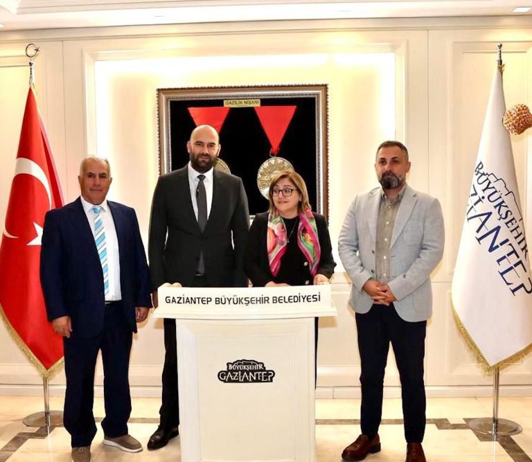 Türkiye’den satrançta çifte başarı 